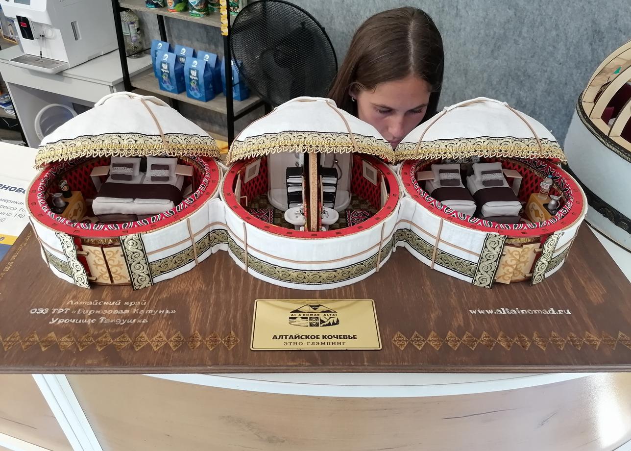 Давно мечтали побывать с женой на Алтае, но боялись разочароваться! Все опасения были напрасны!!! Организация тура