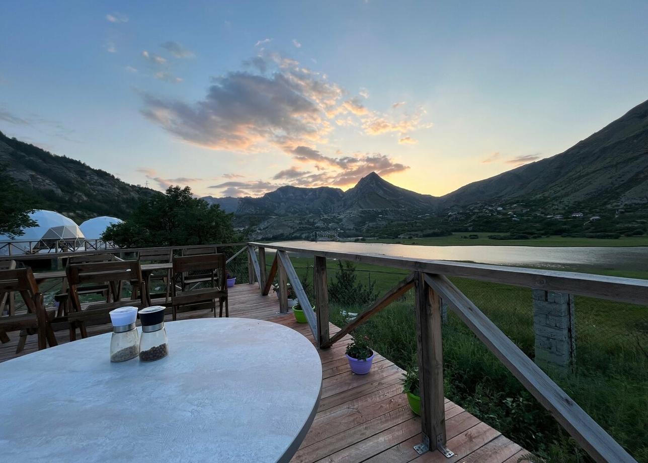 Гостиница «Хвалтиш»