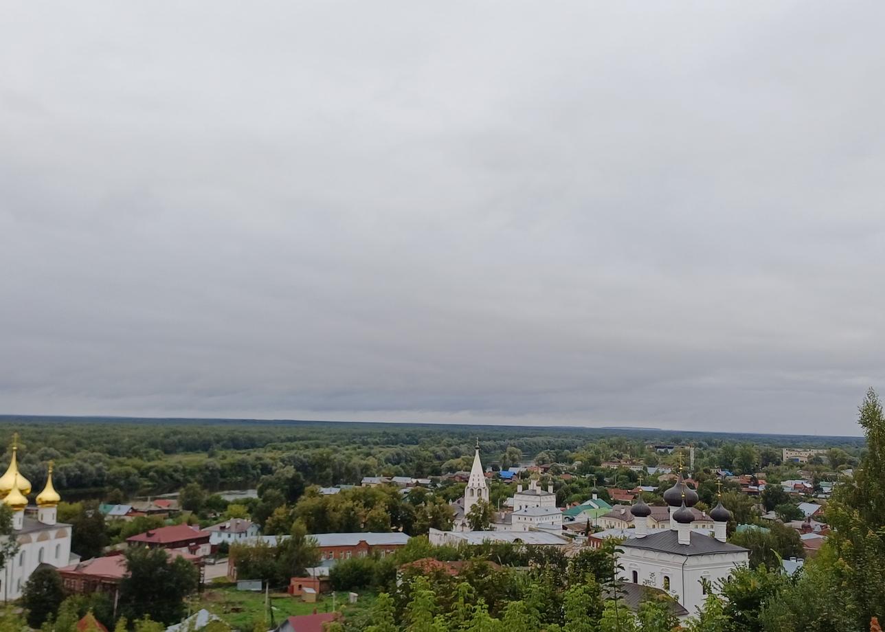 Тур понравился, несмотря на погоду дождливую. Ольга гид, сопровождала нас по всюду, контролировала, подсказывала. Питание нормальное,