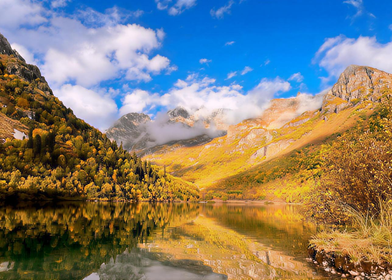 Поход на озеро Кардывач с конным сопровождением