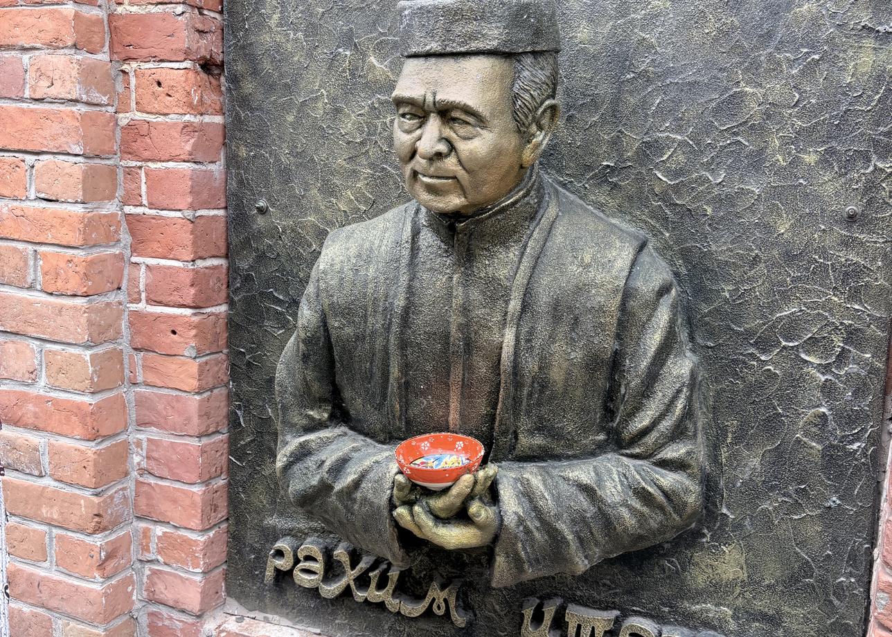 Мне очень понравилось, интересная и насыщенная программа. Для первого знакомства с городами и республиками самое то!