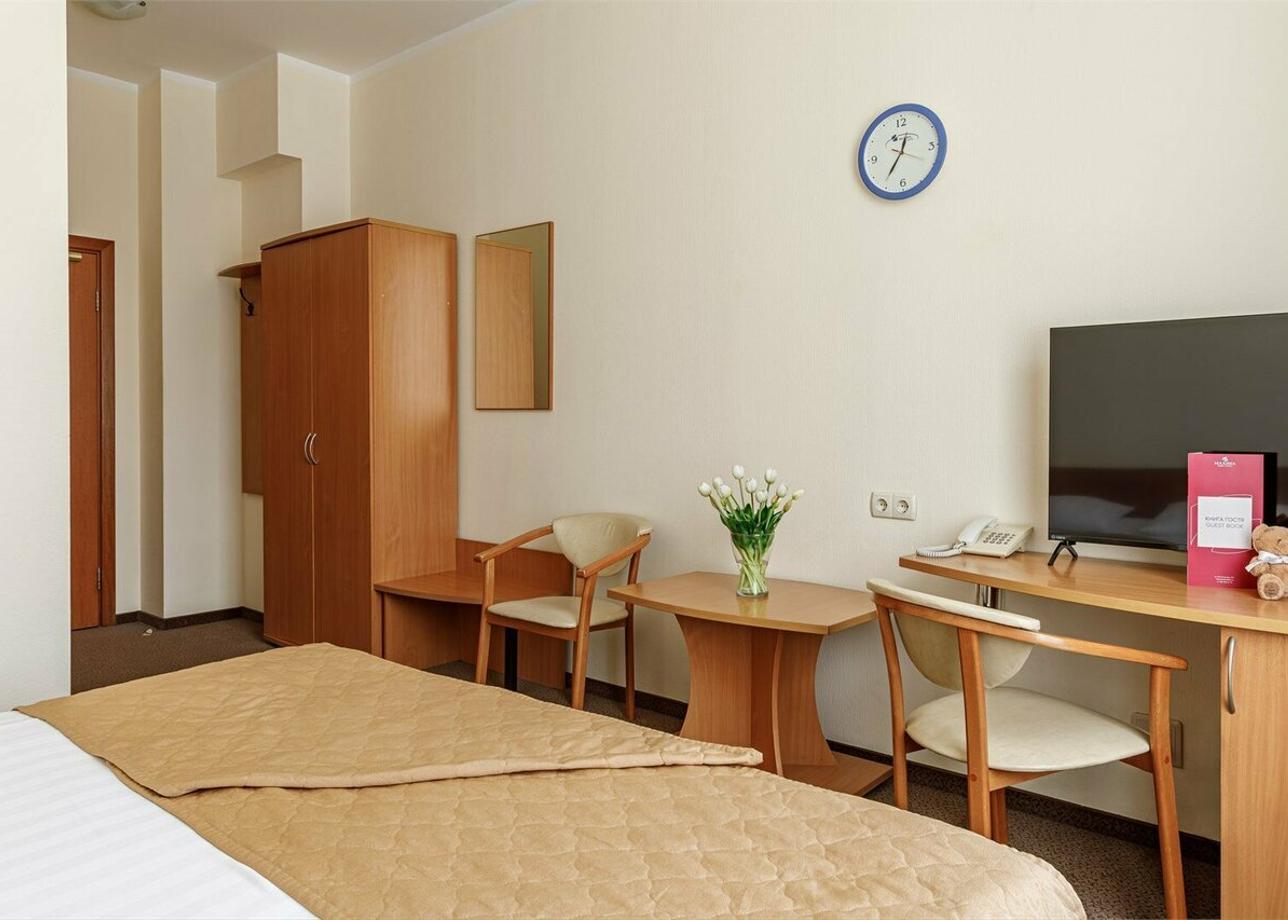 Отель «Максима Ирбис»