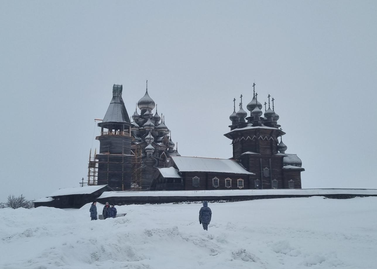 Пару дней назад вернулись из тура с хорошими впечатлениями. 5 дней пролетели на одном дыхании. Насыщенная