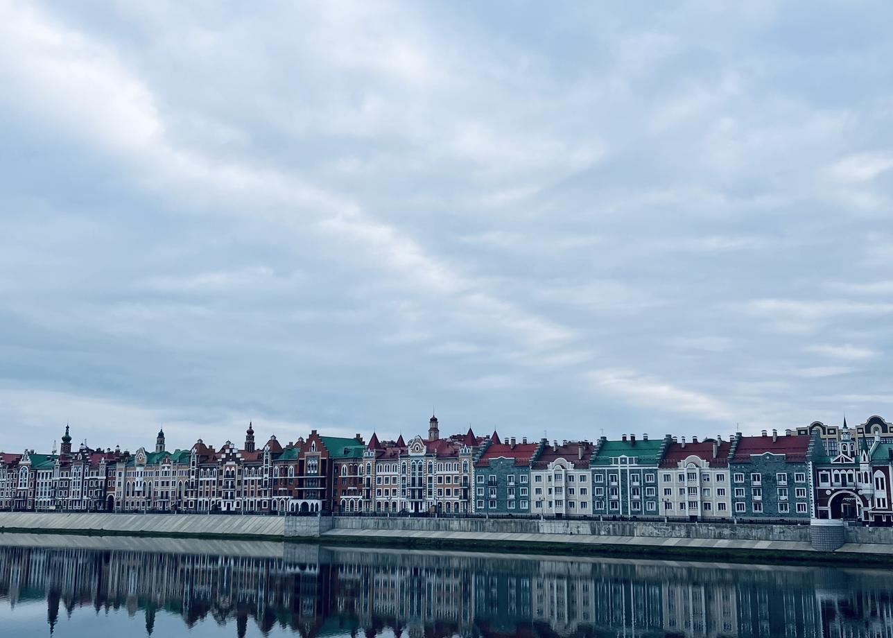 20-го октября 2025 я совершила поездку из Казани в Йошкар-Олу на комфортном и чистом автобусе. Всё