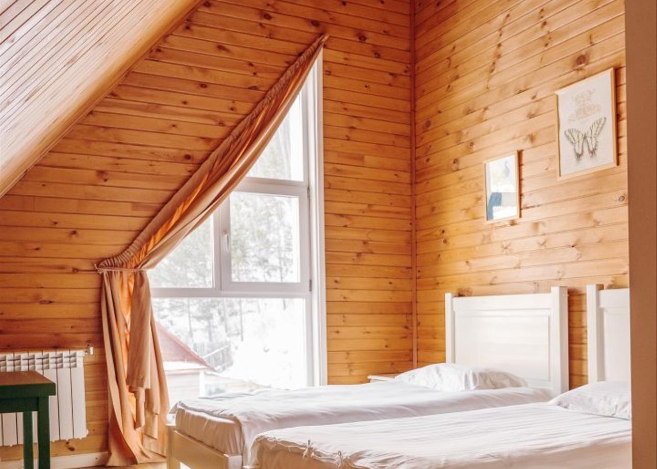 Гостиница «Ларч»