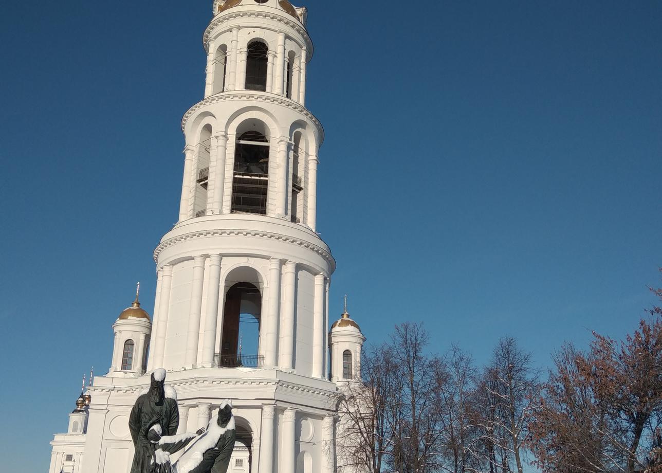 Тур прошел замечательно, поездка в Суздаль лишняя. Не информативно, достаточно 2 дней для тура. Гид Елена и водитель Андрей молодцы.