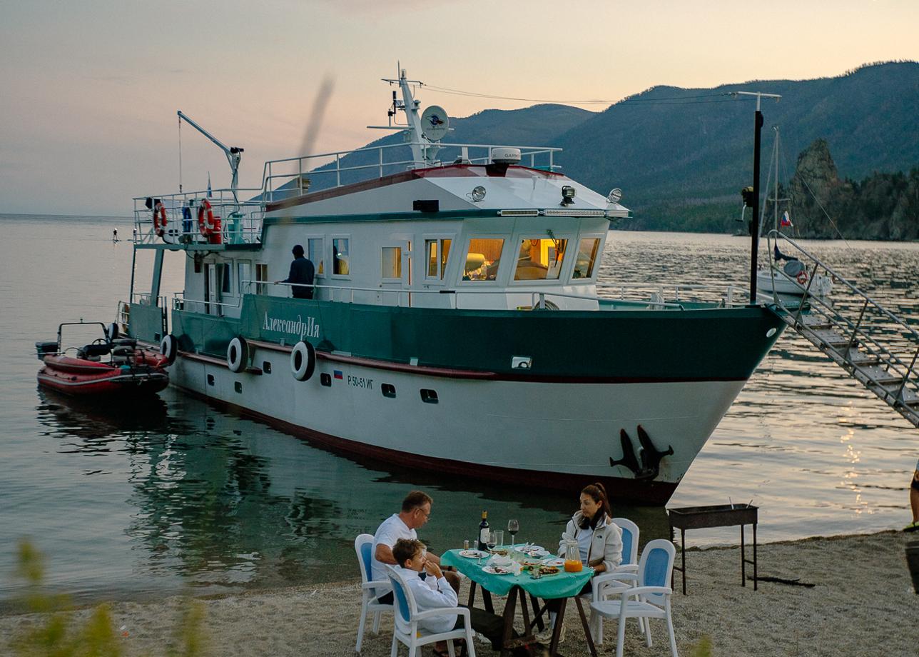 Круизный теплоход «Александрия»