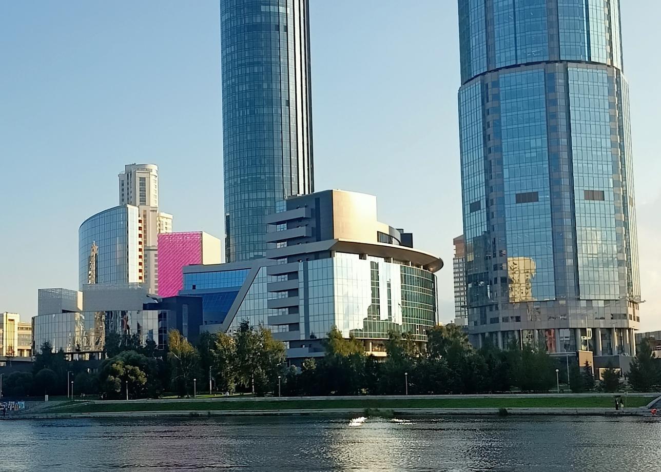 Поездка прошла прекрасно, узнала очень много интересной и полезной информации, посчастливилось увидеть живописнейшие места. Полна ярких