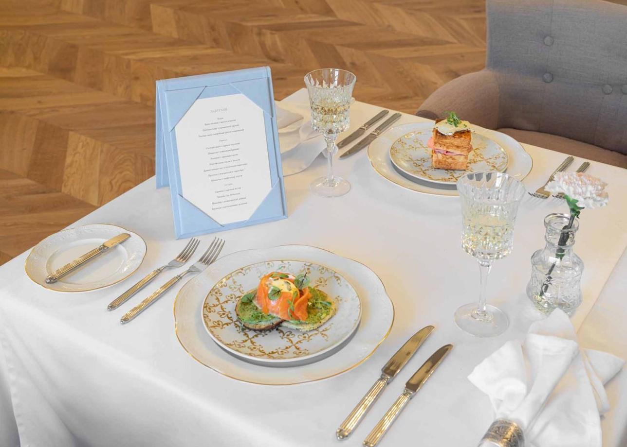 Отель RODINA Grand Hotel & amp; SPA Irkutsk