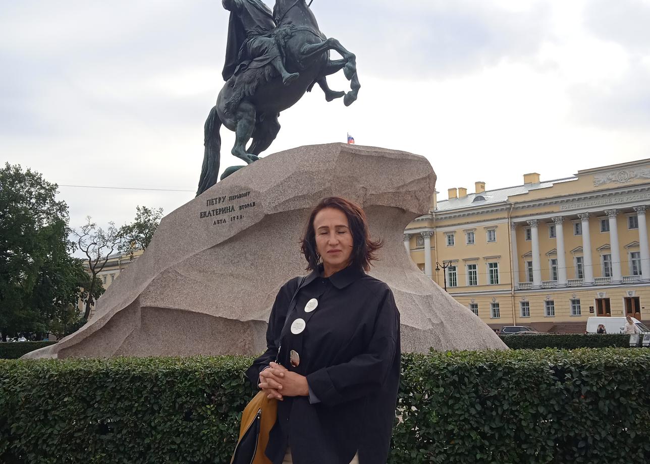 В данный тур вошли все самые значимые места города Санкт-Петербург. Информации было много и доступно дня