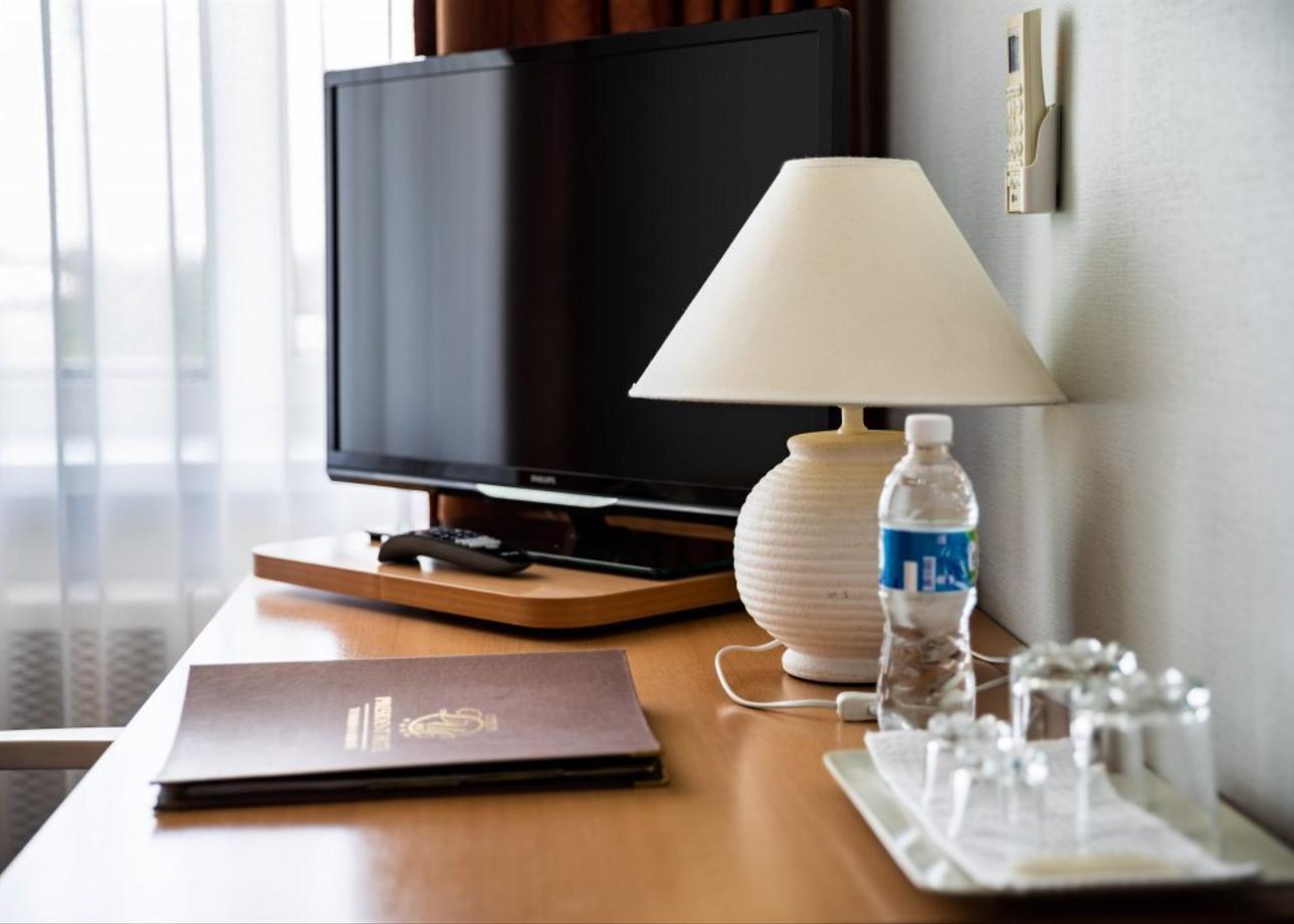 Отель «Дис»