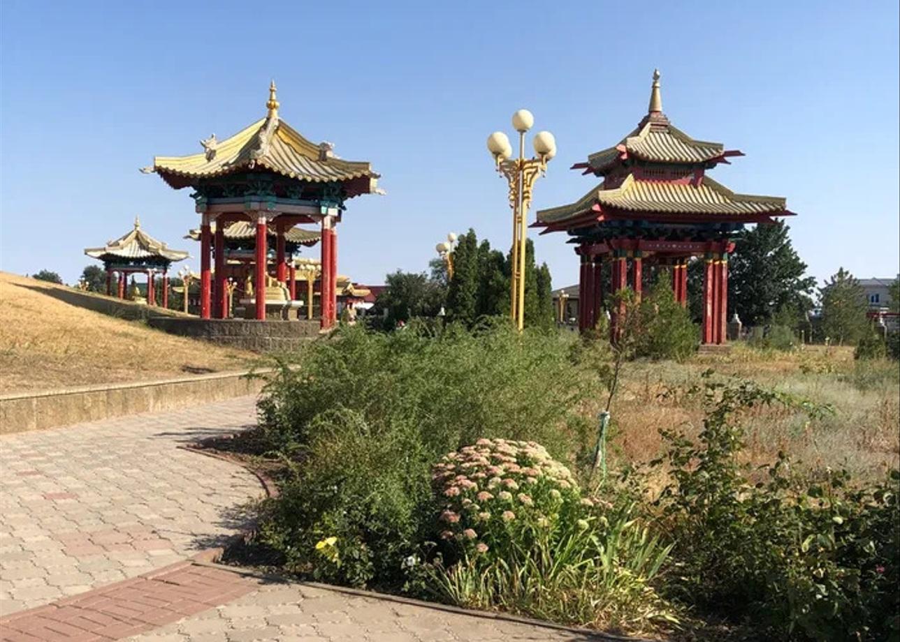 Тур "Степной треугольник" был организован безупречно! Насыщенная и интересная программа, профессиональные гиды, четкий тайминг, отличное транспортное