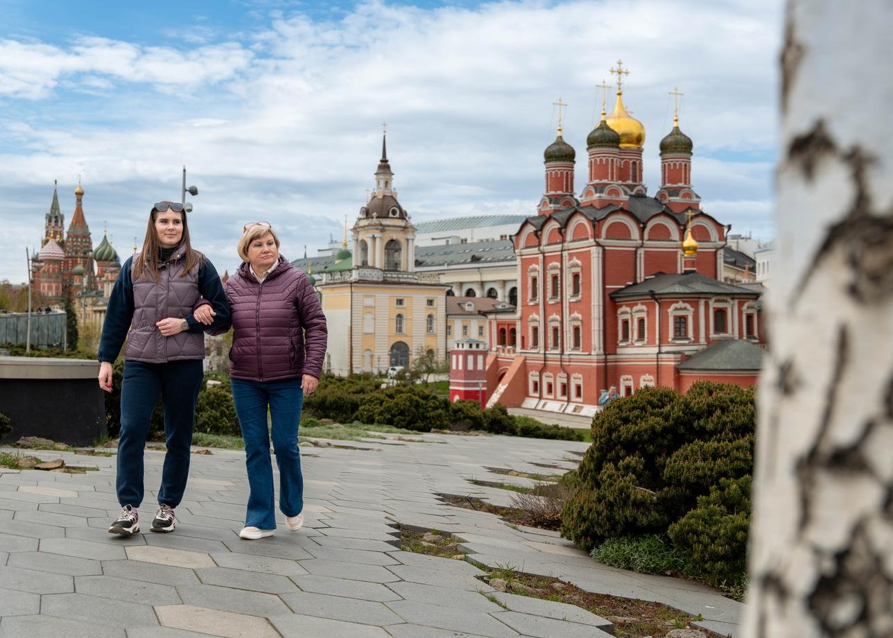Семьей в осеннюю Москву