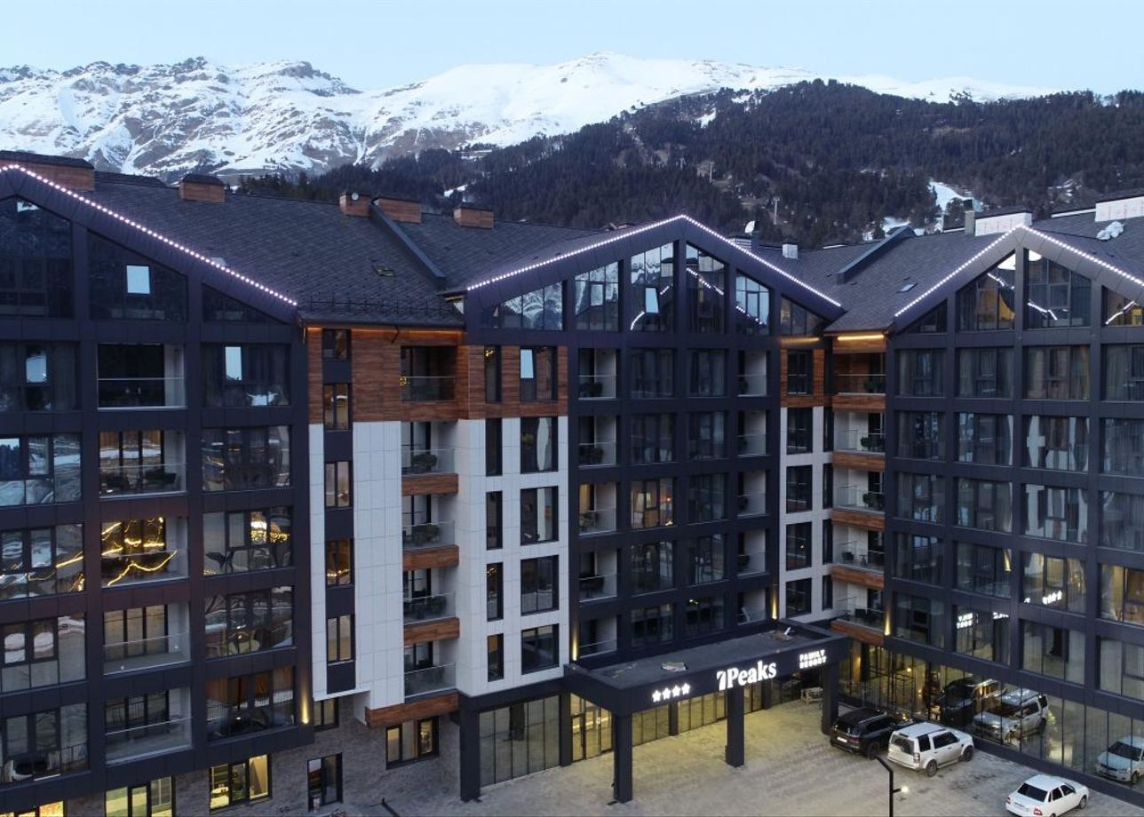 Гостиница «7Peaks Family Resort»
