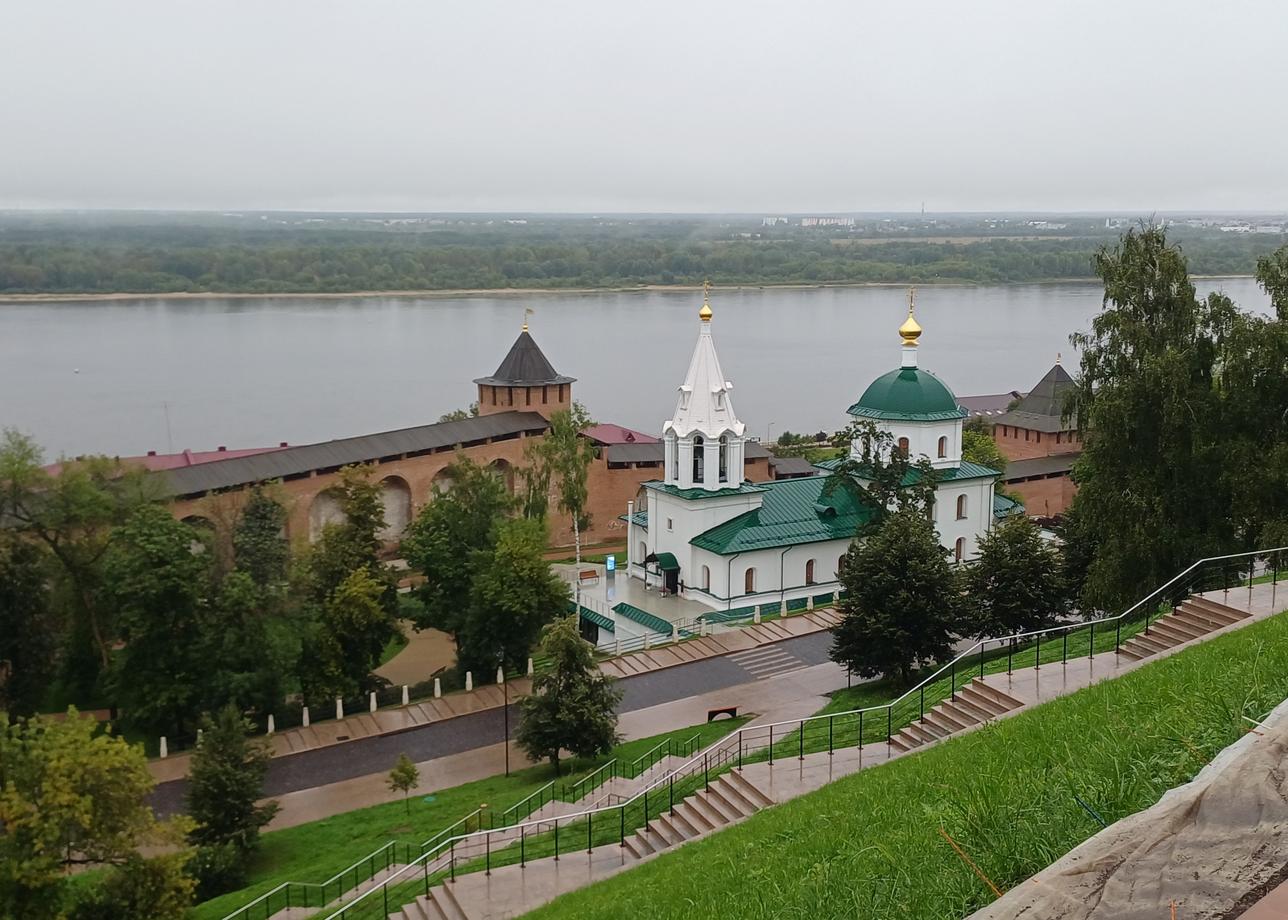 Тур понравился, несмотря на погоду дождливую. Ольга гид, сопровождала нас по всюду, контролировала, подсказывала. Питание нормальное,