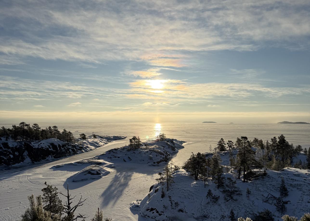 С Большой Страной я съездила в тур «Жемчужное ожерелье зимней Карелии» и мне очень понравился тур!)