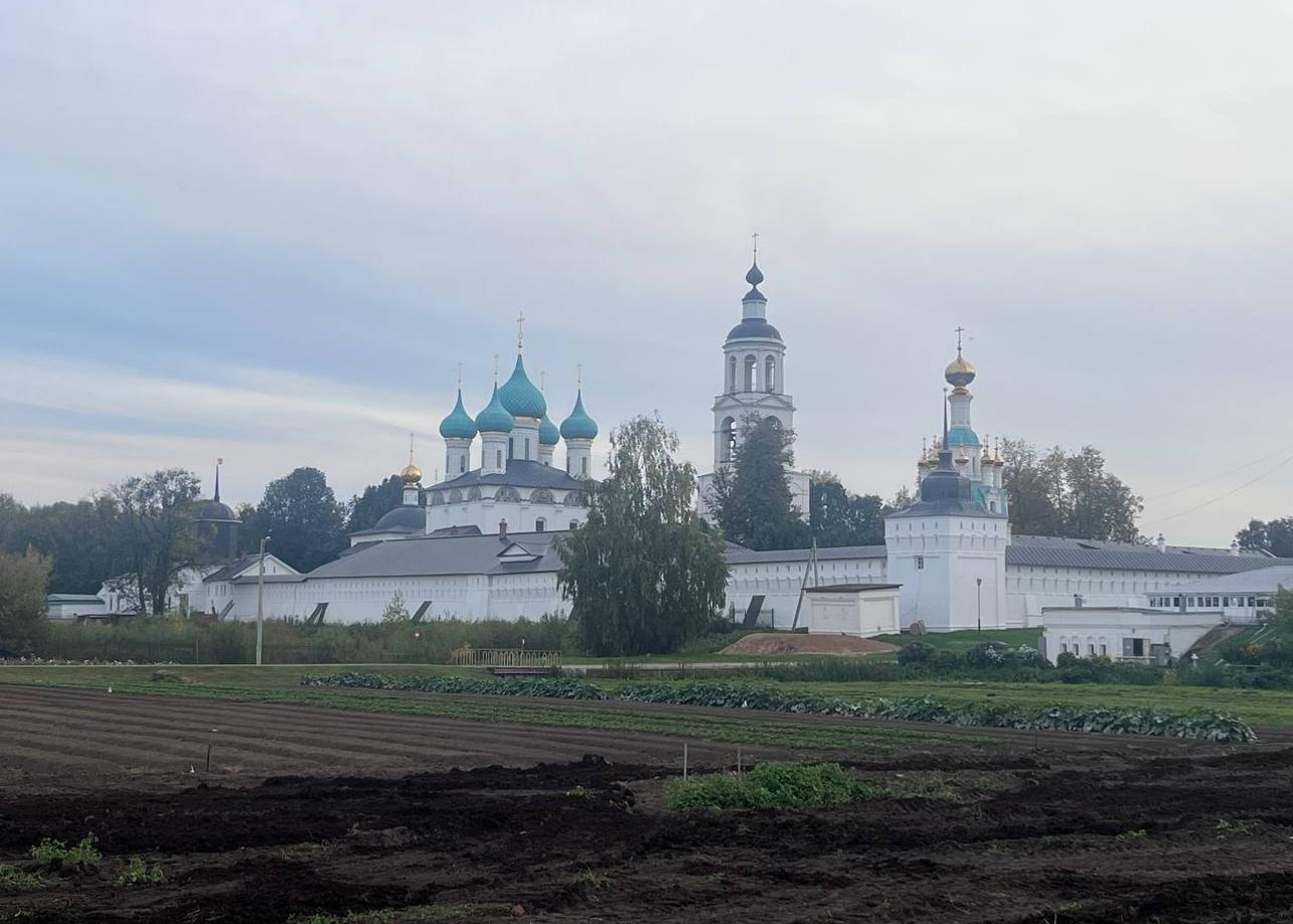 Тур очень понравился. Чудесная земля, чудесные люди. Программа интересная, насыщенная. Экскурсоводы хорошо рассказывали и помогали если