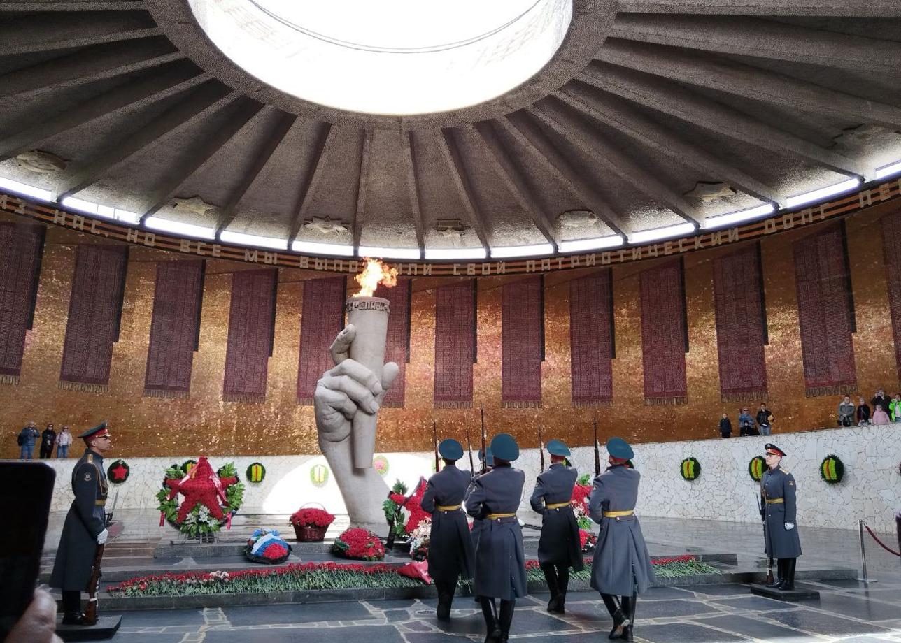 Тур организован очень чётко, насыщенный, но в то же время не изматывающий. Гид Юрий был с