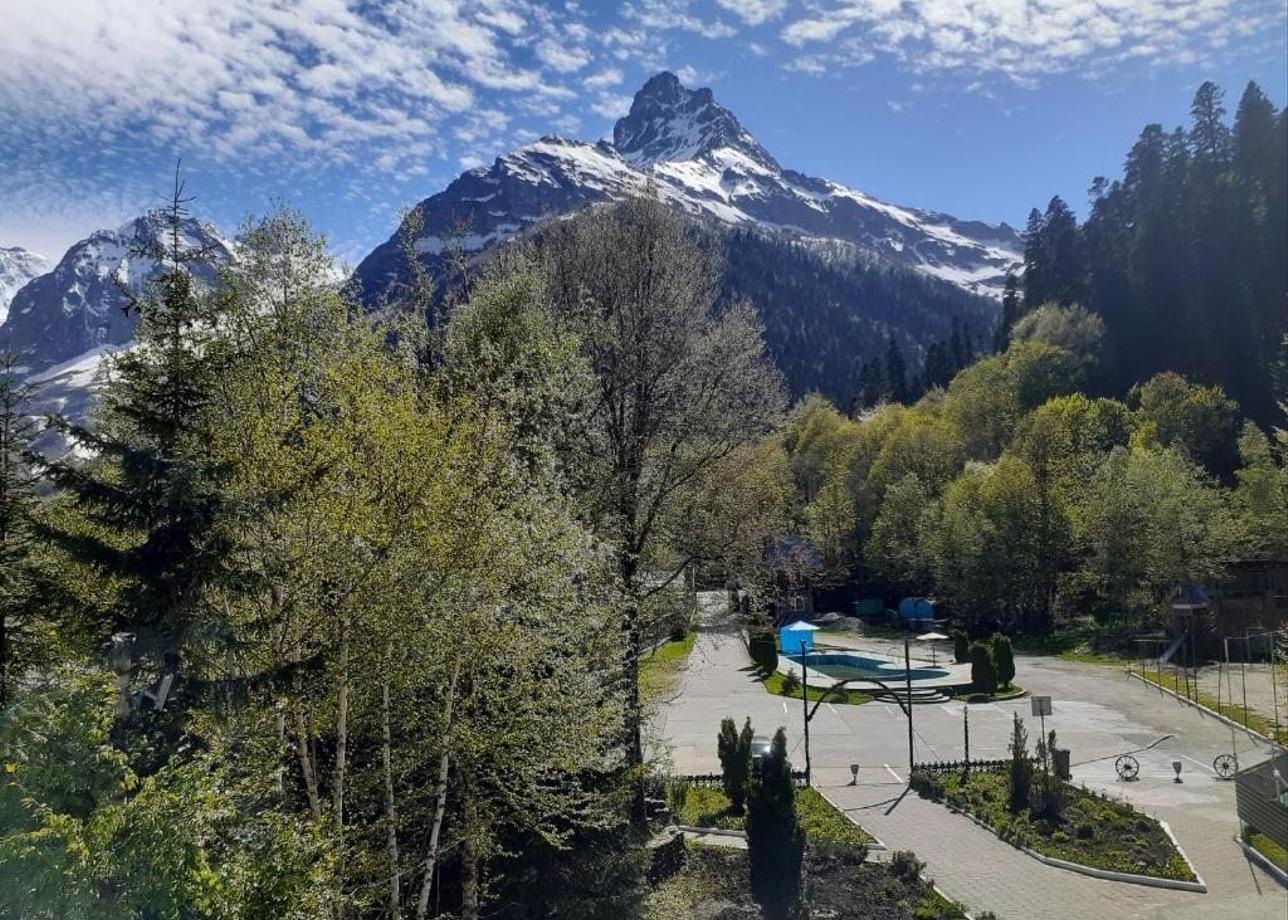 Отель «Снежинка»