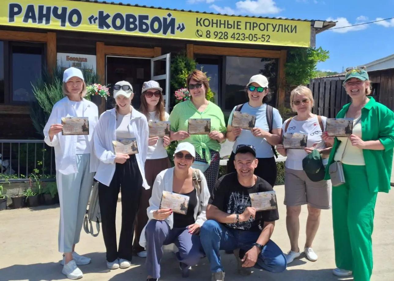 Все очень понравилось, гид Юля выше похвал 🥰 ездили в июле на 6 дней с ребёнком