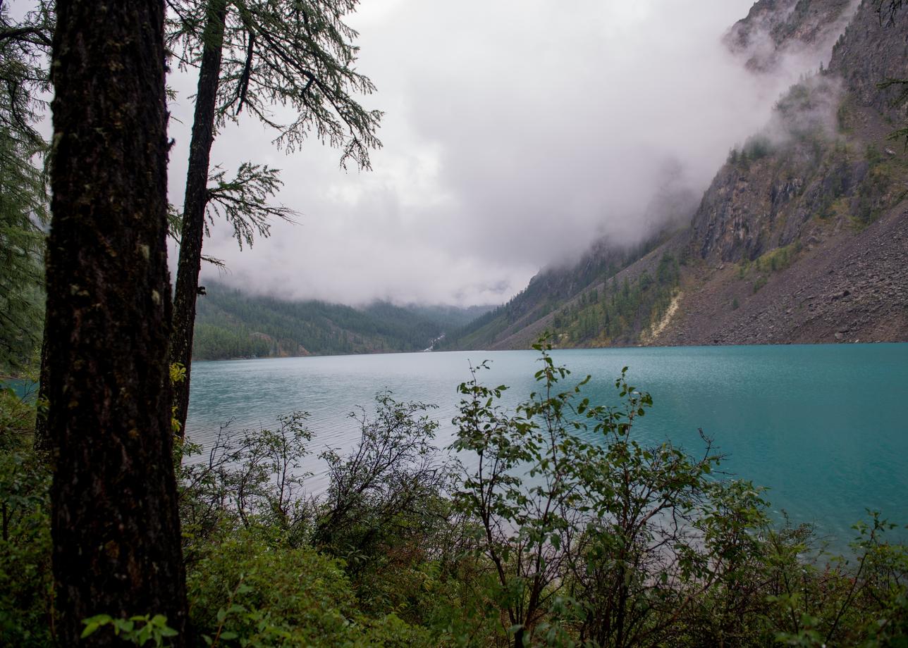 Пеший тур к Шавлинским озерам с вьючными лошадьми