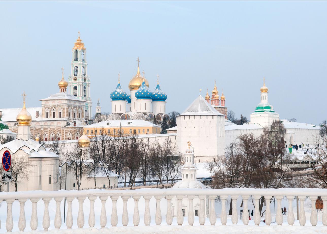 Малое Золотое кольцо из Санкт-Петербурга осенью и зимой