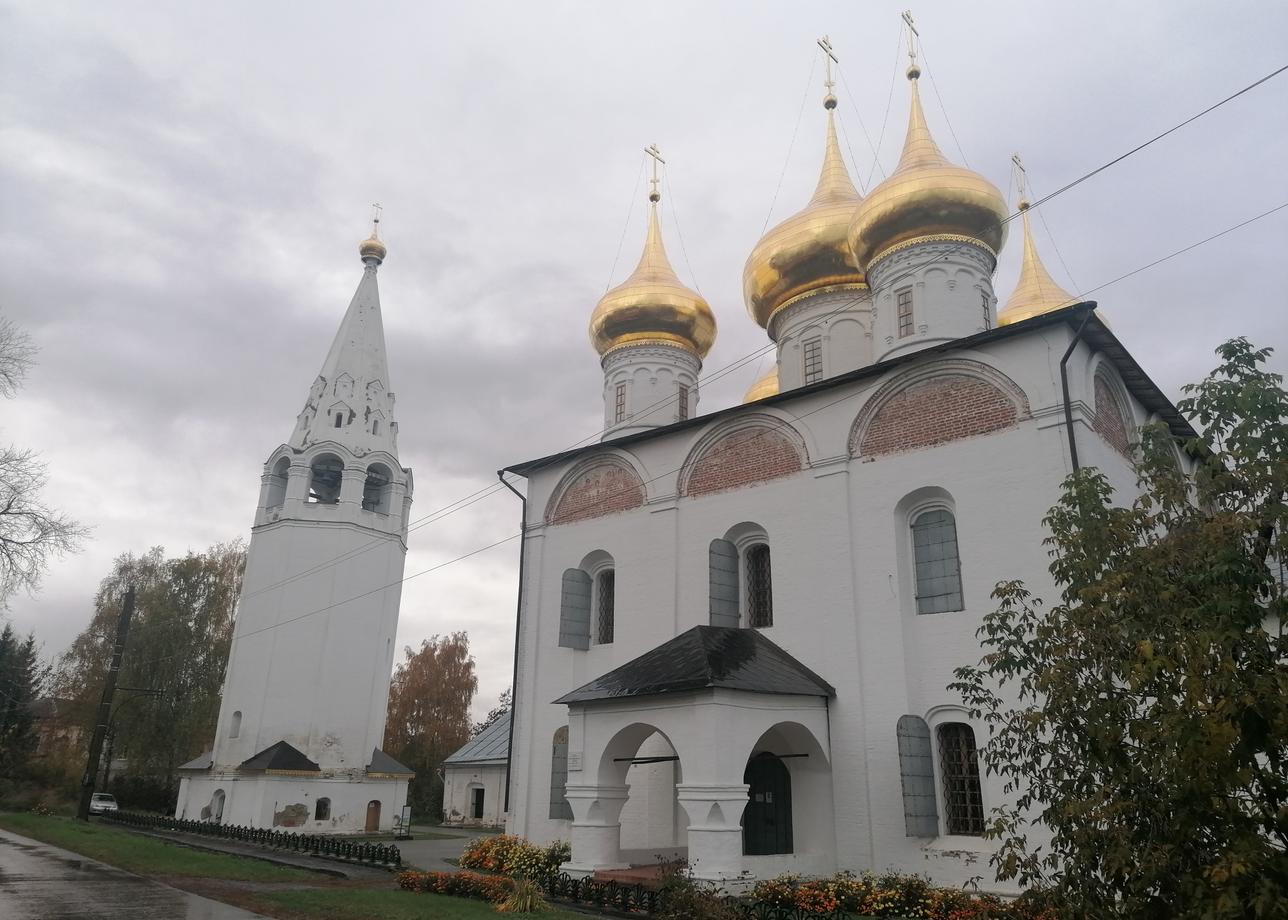 Всё понравилось: менеджер Марианна быстро оформила путёвку, очень хороший и чуткий водитель Сергей, интересный рассказ гида
