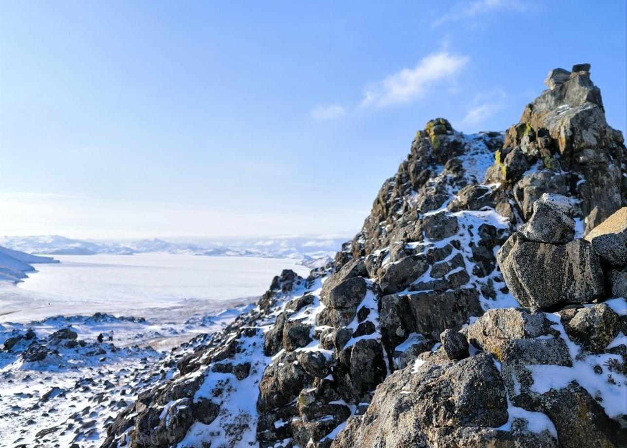 Тур хороший, охватывает самые зрелищные места Байкала. Хочется поблагодарить гидов за личный подход - я поехала