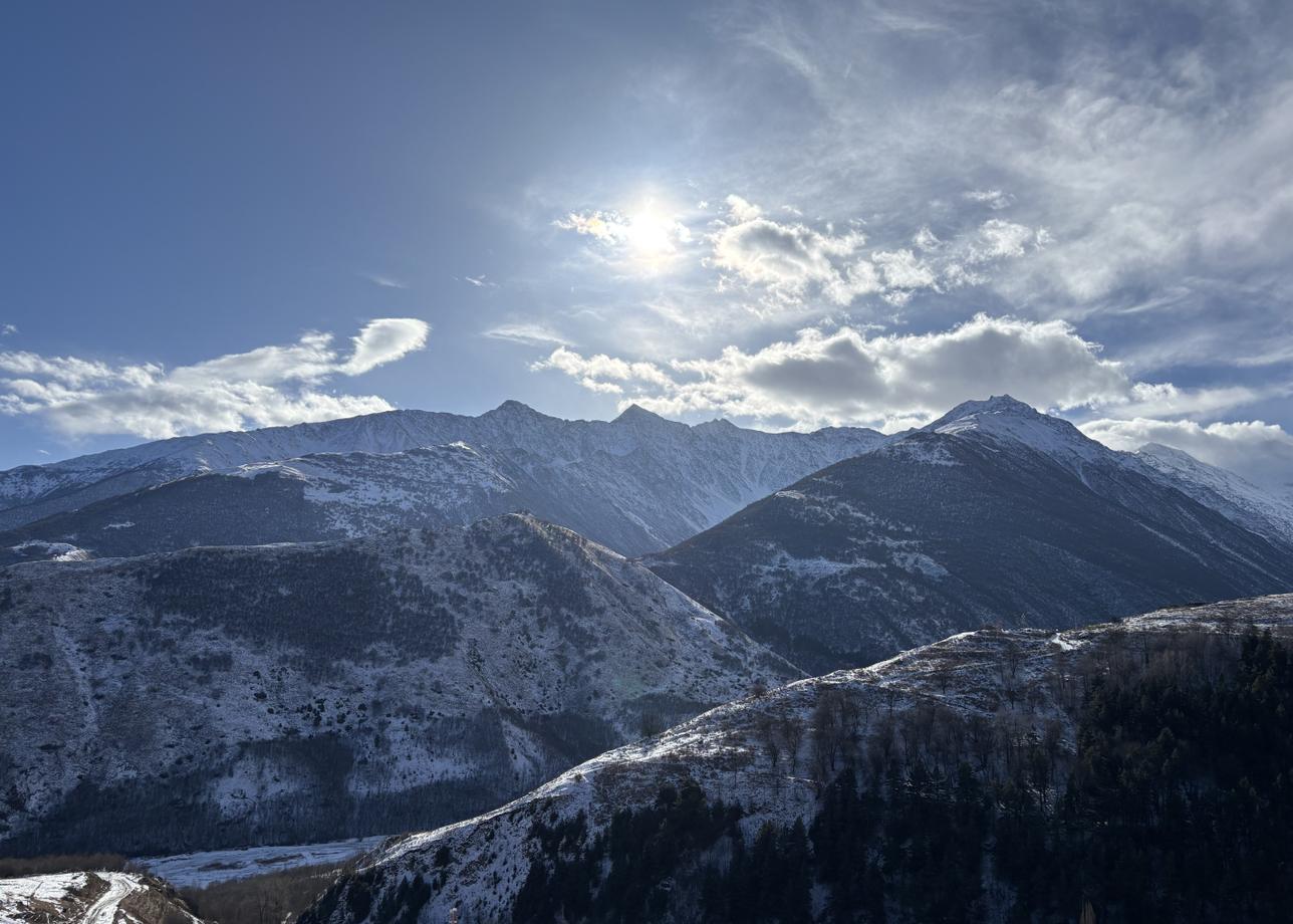 Добрый день! Мы недавно ездили вчетвером с подружками в Северную Осетию и Ингушетию. Изначально были небольшие