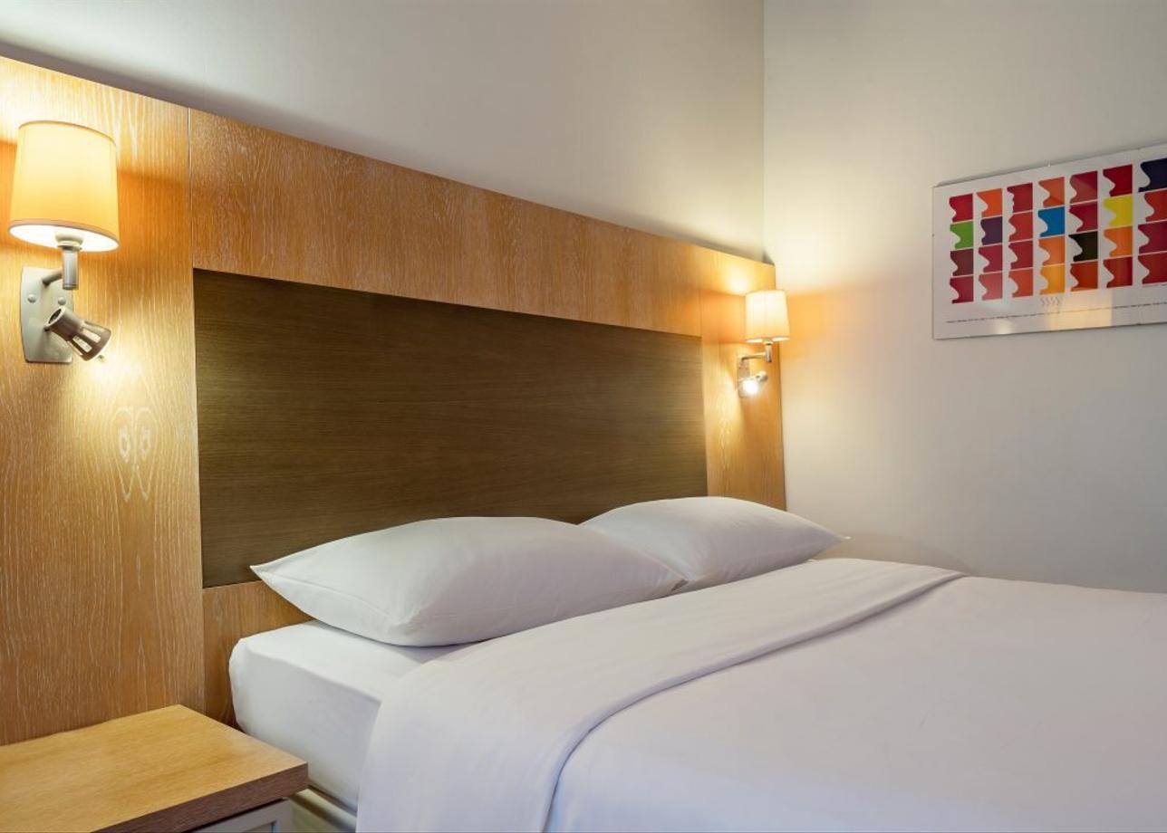 Отель «Космос»