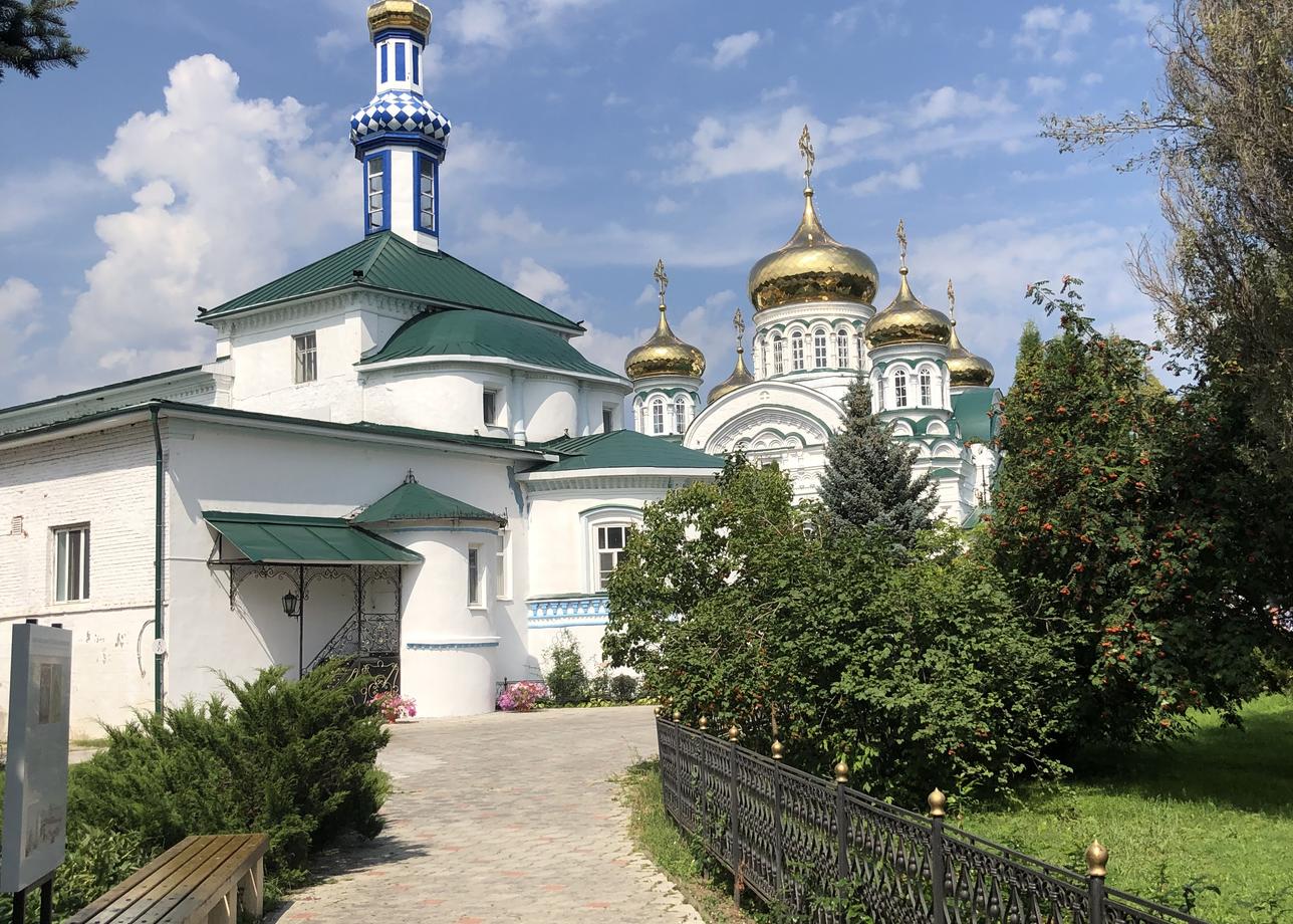 Прекрасный тур. Очень насыщенная программа. Отличные экскурсоводы (Альфия и Эмма). Отличное обслуживание. Спасибо!!! 🌹