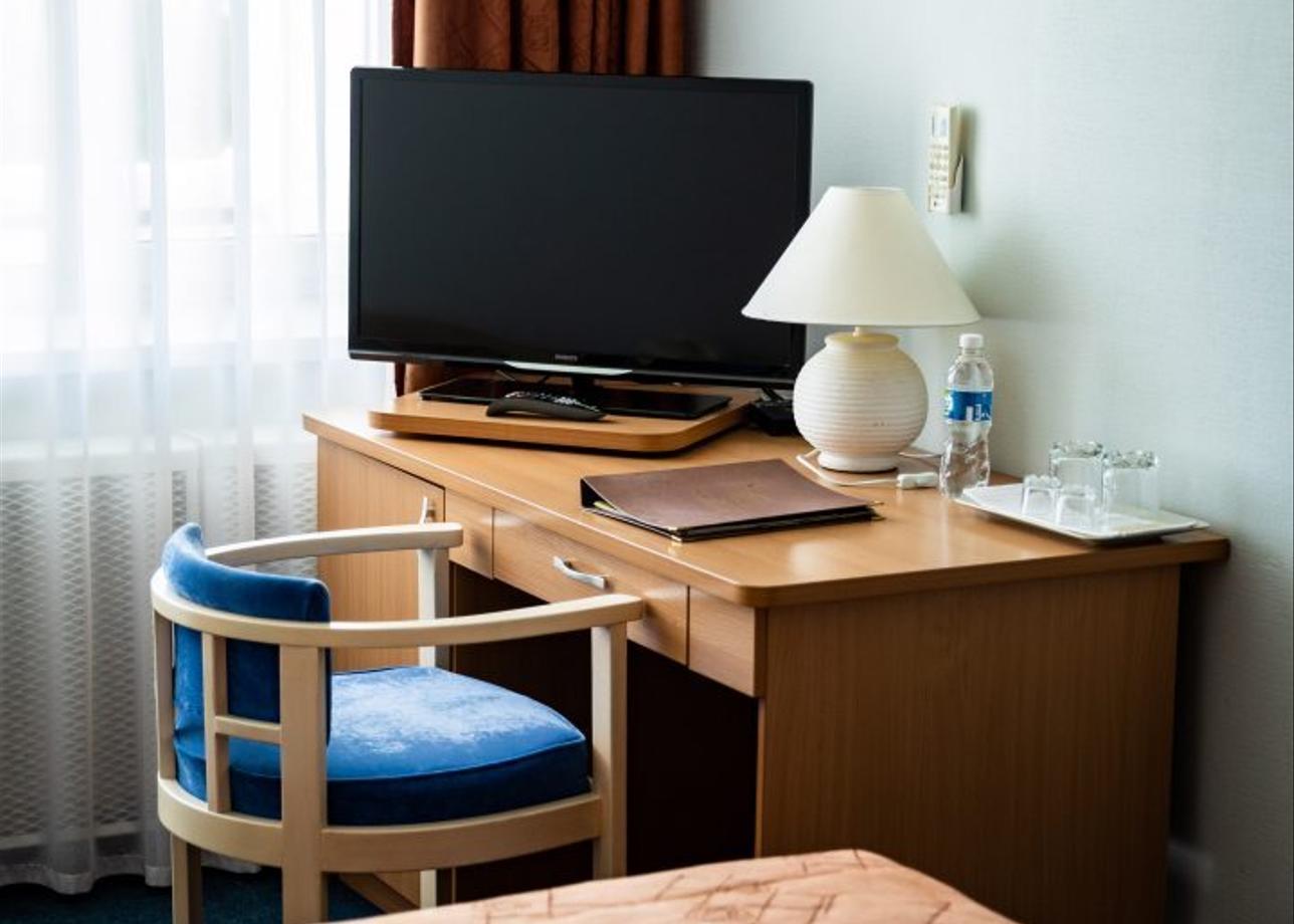 Отель «Дис»