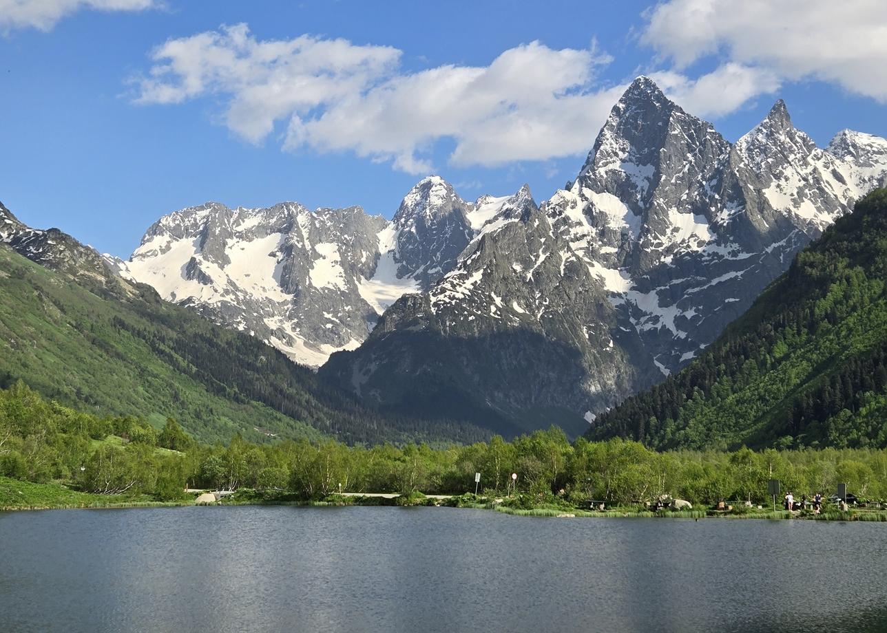 Начали своё знакомство с Северным Кавказом с тура "Курортный роман". Огромная благодарность всем организаторам нашего путешествия