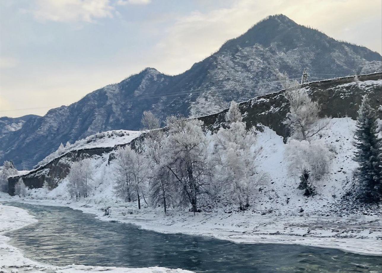 Ездила в тур по Алтаю с 3 по 7 января. Очень понравилось. Размещение было в отеле