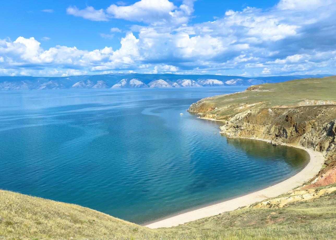 Байкал + Саяны - это ну очень удачное сочетание. Восхождение на Пик любви и горная атмосфера,