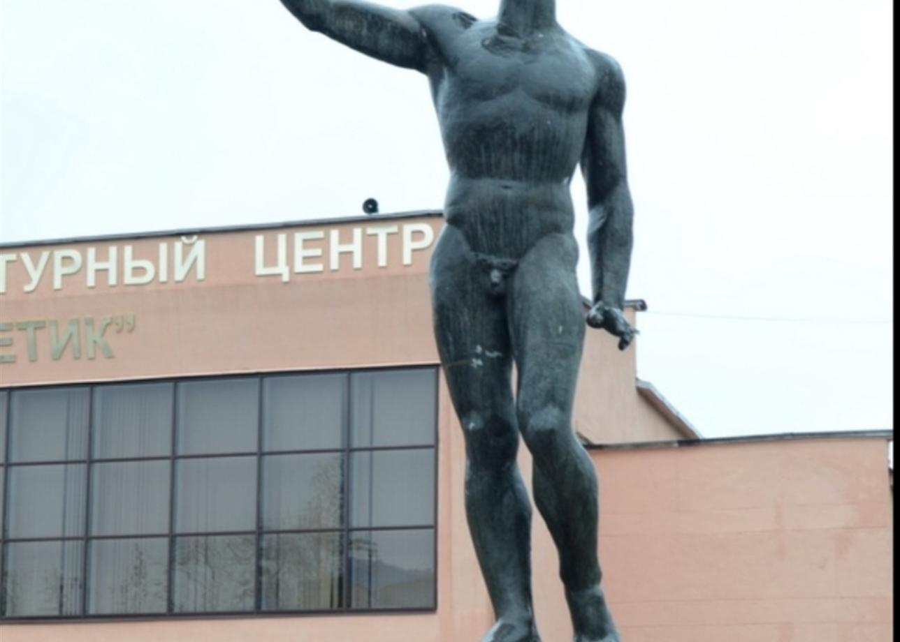 Во-первых, само сопровождение по приобретению путёвки: учитываются все нюансы, всё предпочтения, ежедневная переписка по обговариванию условий
