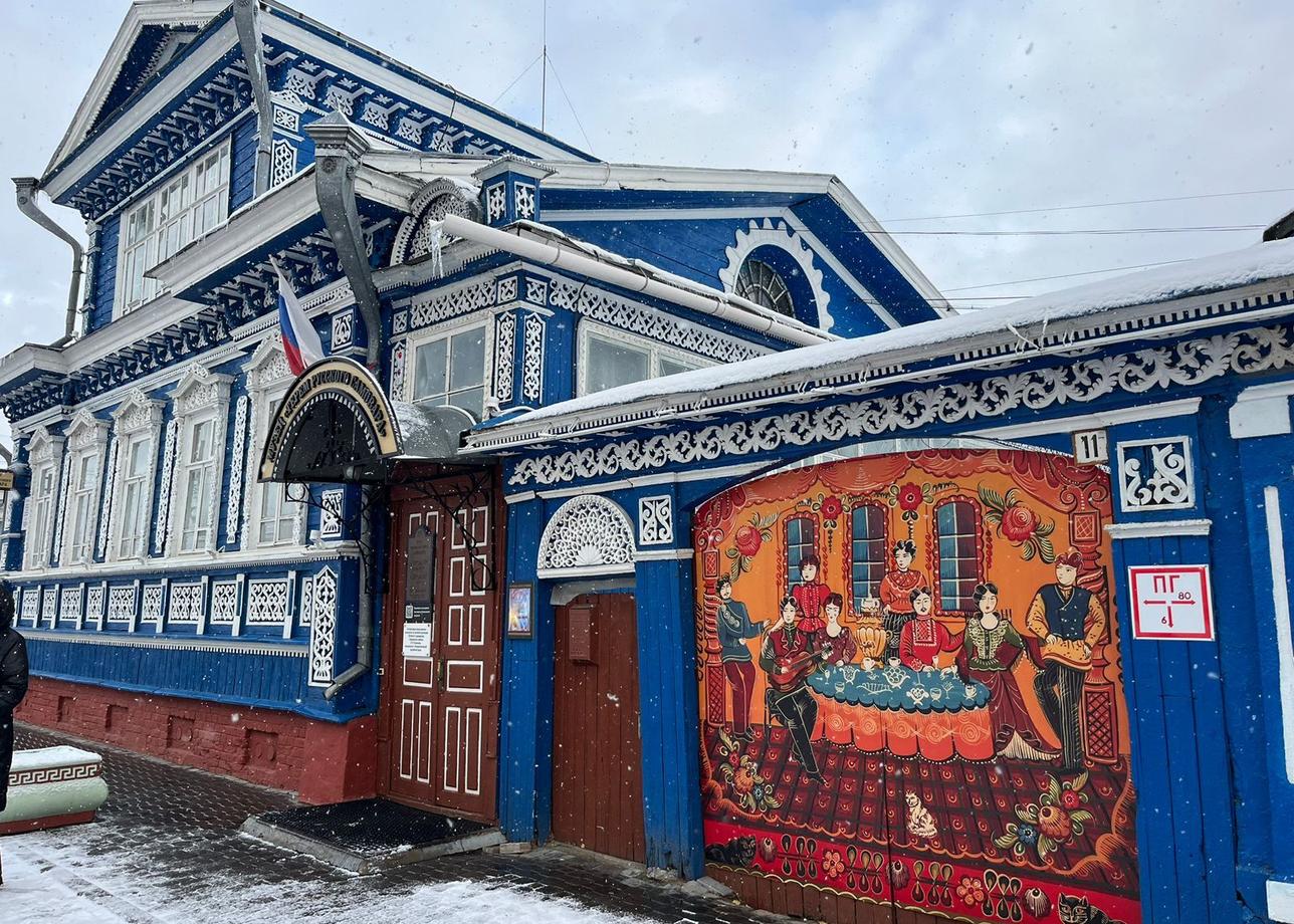 В рамках тура посетила 3 города: Нижний Новгород, Йошкар-Олу и Городец. Организация хорошая, все продумано. Программа