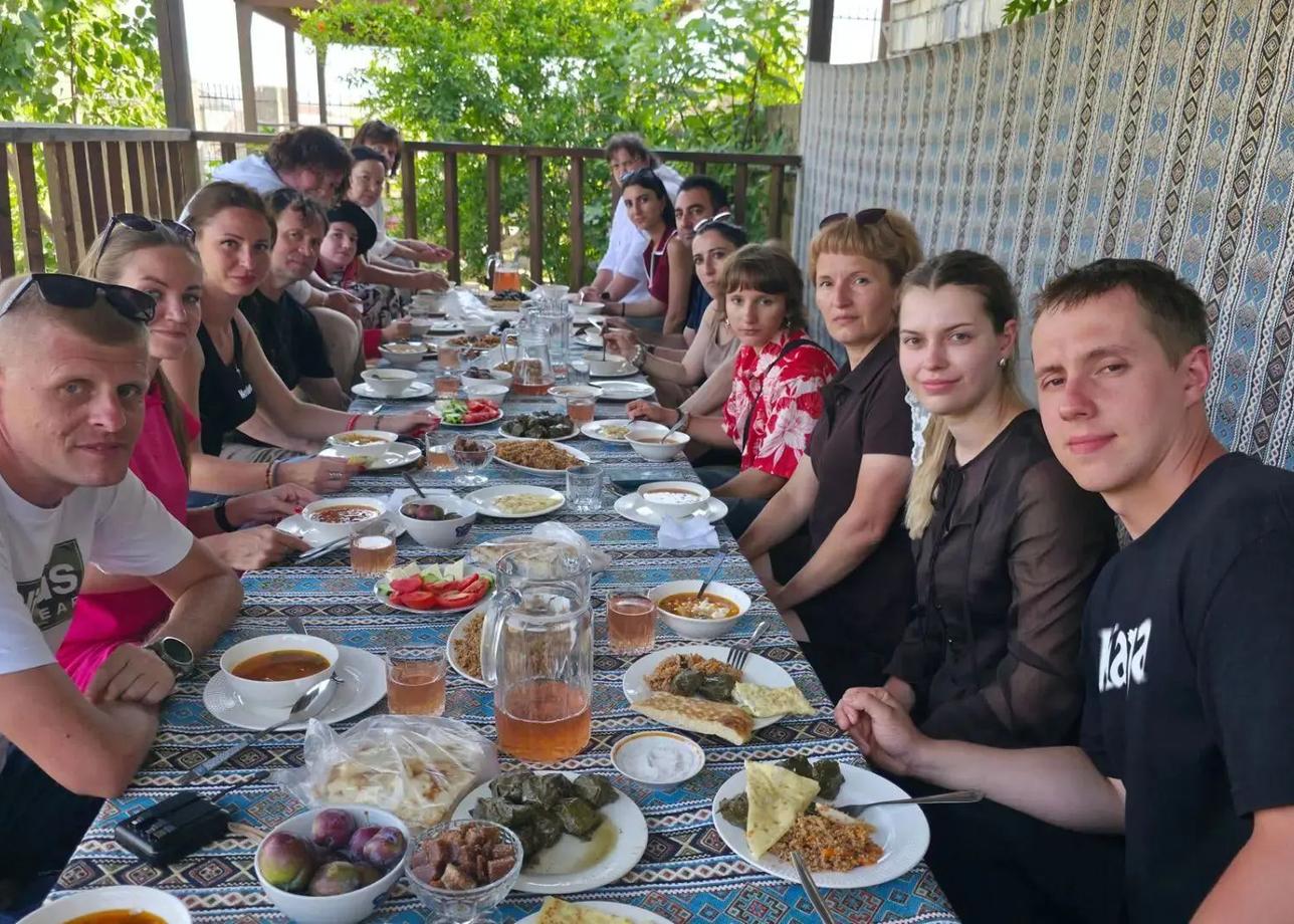 Тур чудесный. Экскурсии подобраны прекрасные. Наш гид, Анна Редькина, опекала нас, как маленьких детей, встретив в