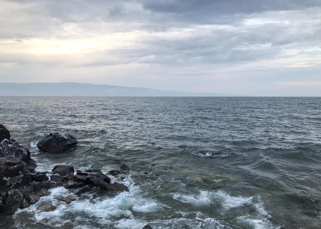 Очень понравился тур "Байкальский странник". Экскурсии по КБЖД и отдых на Ольхоне. Байкал оставил неизгладимое впечатление,