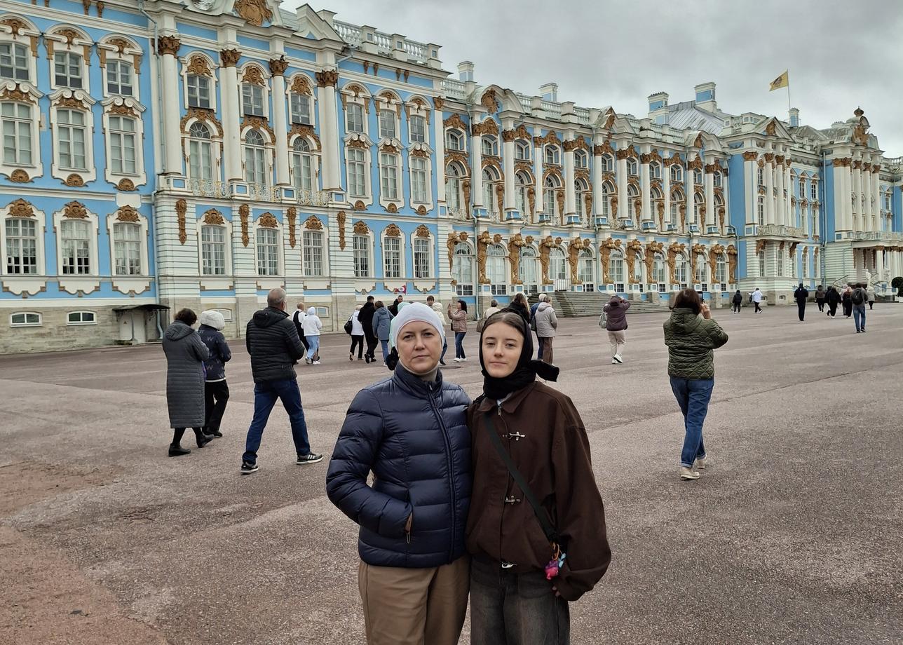 Отдохнули в Питере отлично с "Большой Страной", очень понравилось, а самое главное бюджетно.