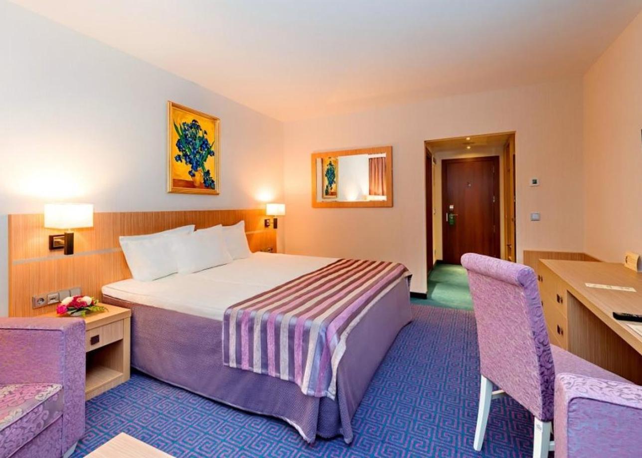 Корстон Tower