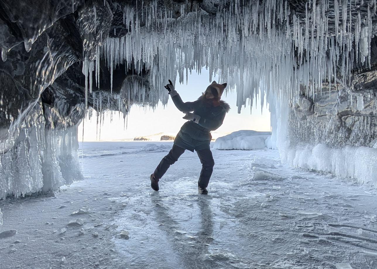 Посетить Байкал зимой было моей давней мечтой. И мне кажется, мы выбрали лучшие даты и лучшую организацию для ее исполнения!