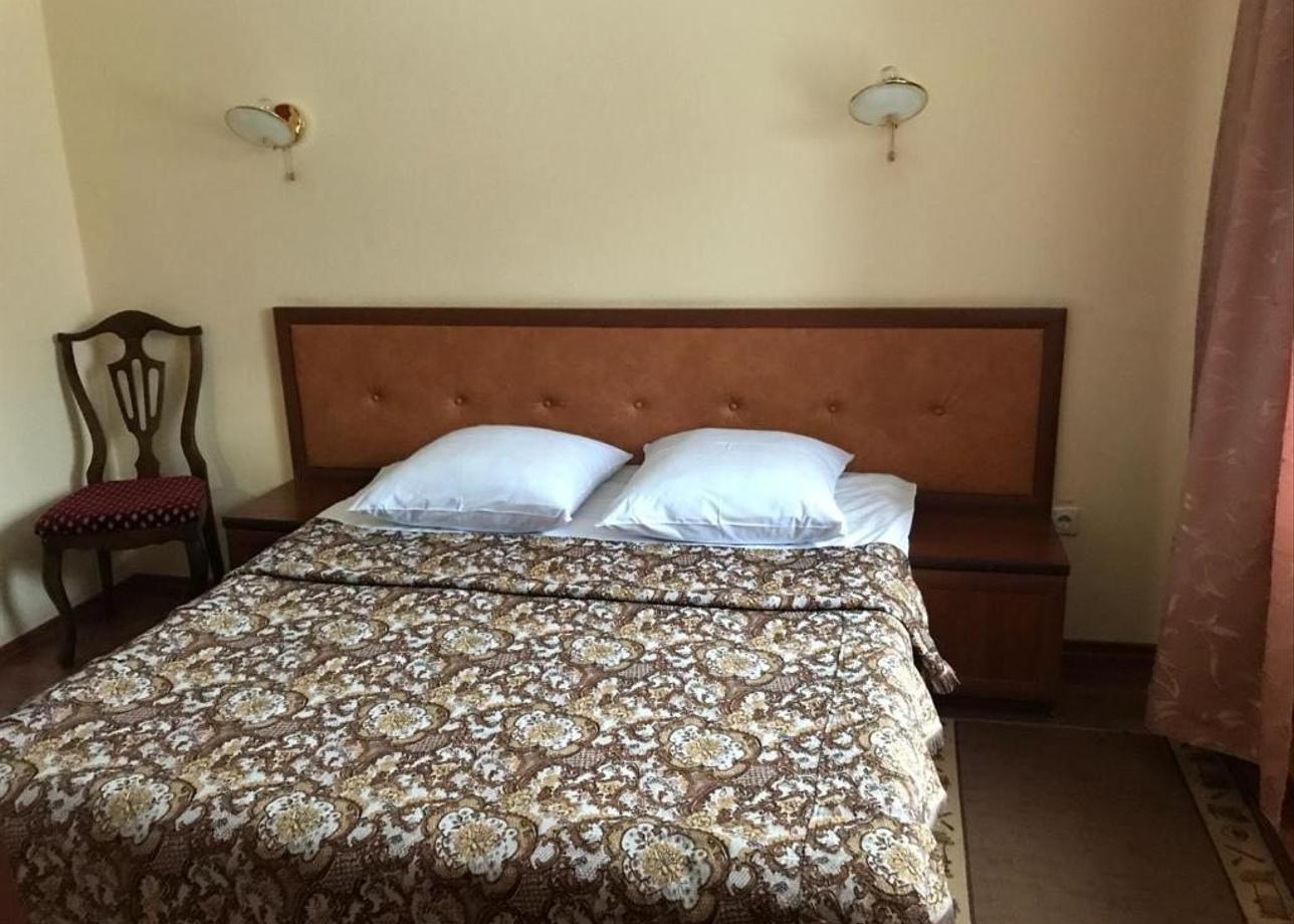 Отель «Тихвин»