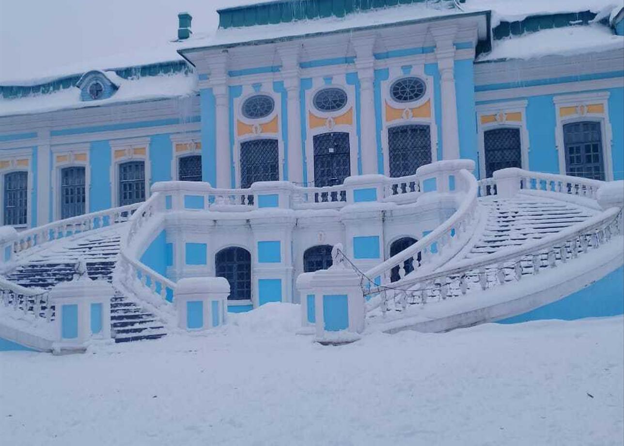 Понравилась организация тура, экскурсоводы грамотные. В Смоленской области есть что посмотреть - рекомендую. По вечерам пьём чай с вяземскии пряником