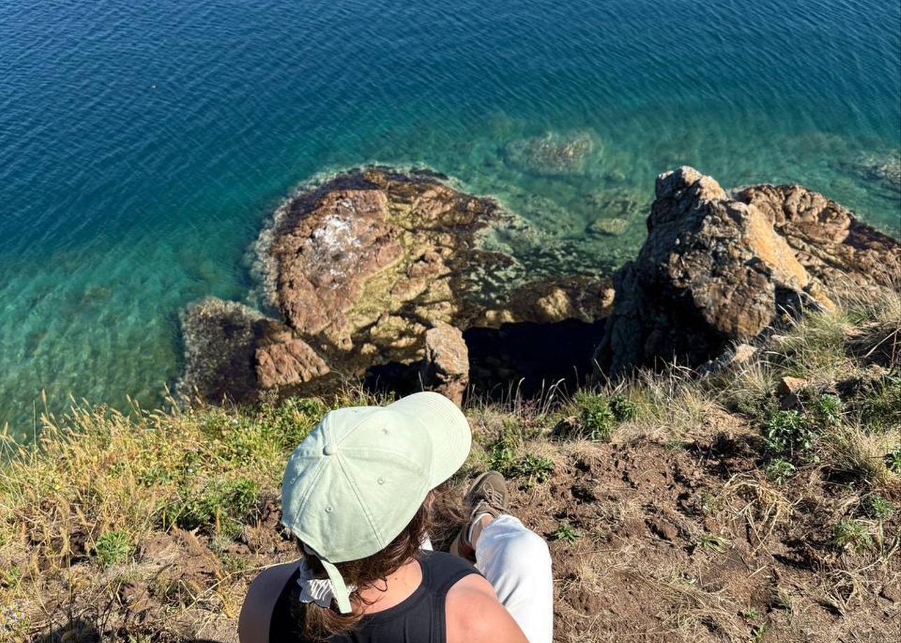 Без нареканий, все услуги превзошли ожидания. Высококвалифицированные гиды, приятные водители, места размещения уютные, чистые, вкусные завтраки!