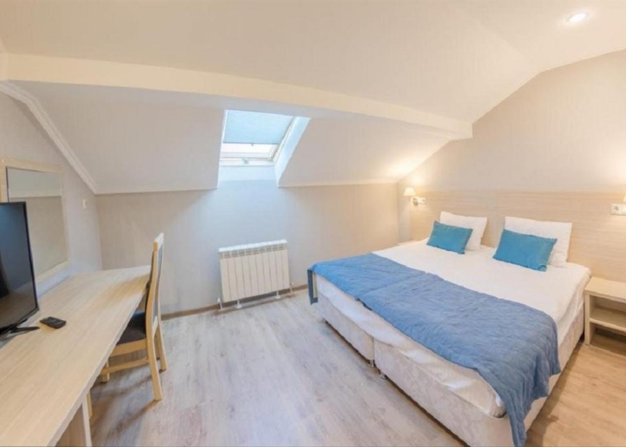 Отель «Ивмонтан»