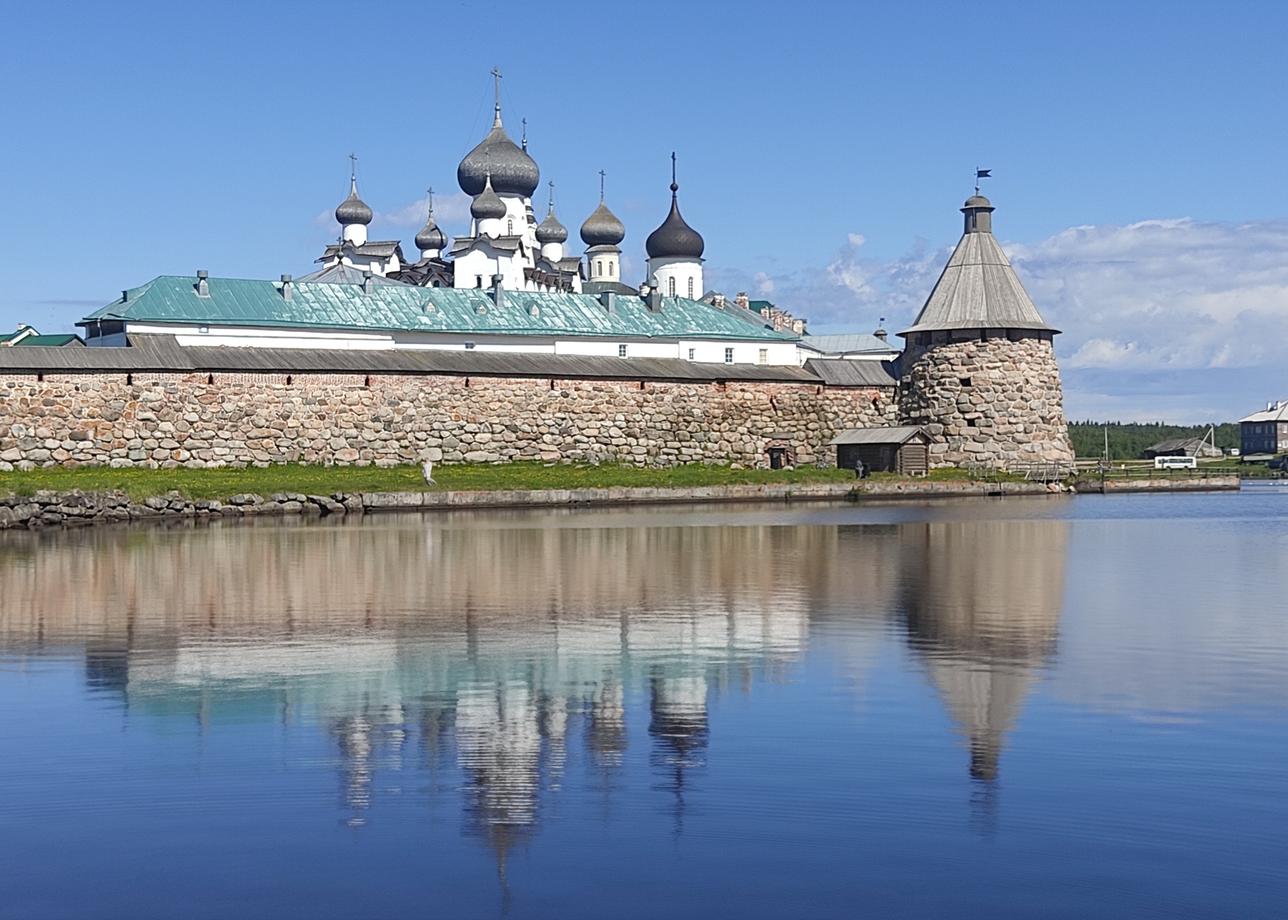 Впечатления от поездки невероятные. Красота северной природы покоряет сердца. Отдельное удовольствие - рассказы гидов. Сколько нового