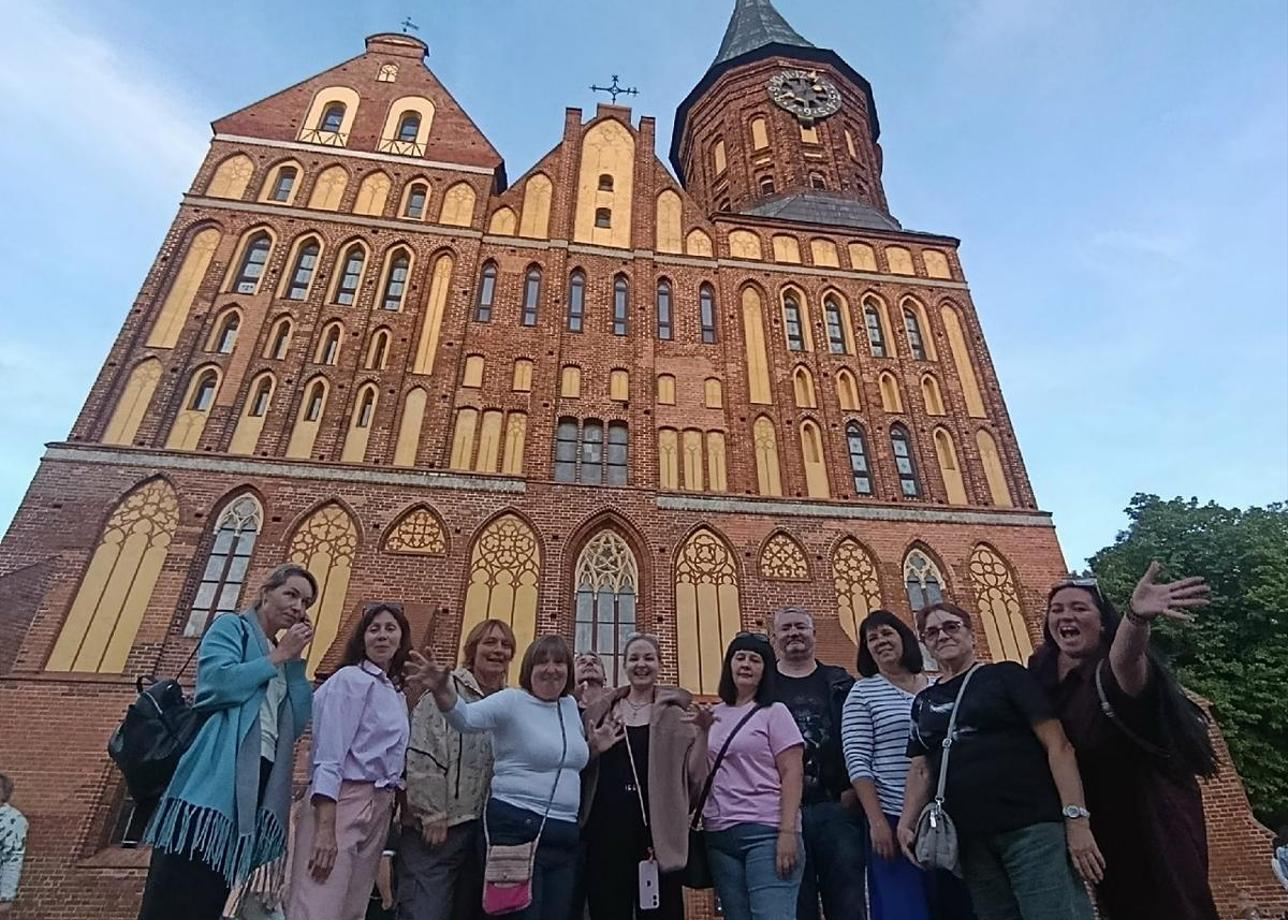 Тур был великолепным! Наш коллектив остался очень доволен поездкой. Замечательные экскурсоводы, комфортный трансфер, интересная и насыщенная