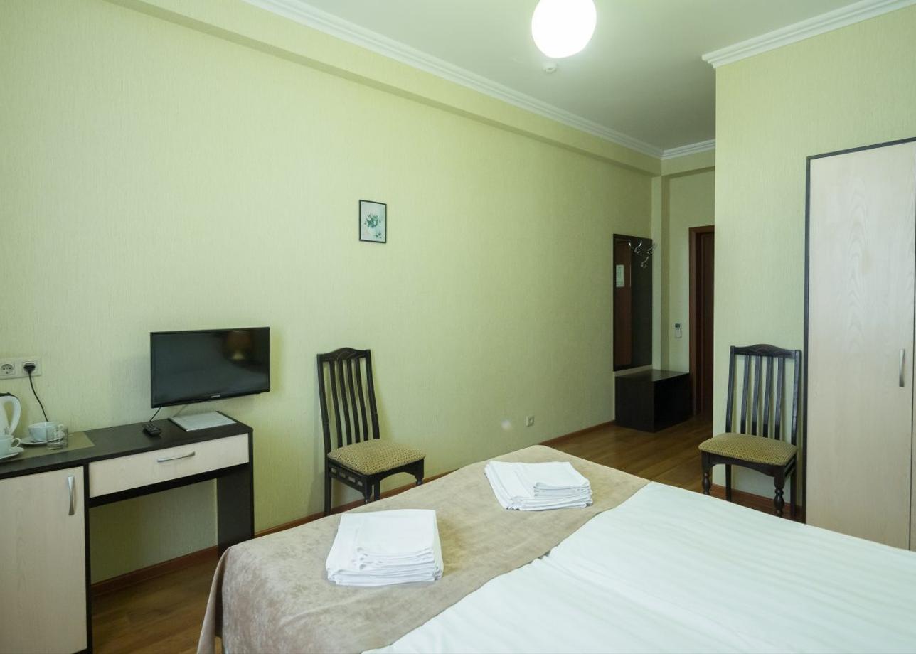 Отель «Green Hosta»