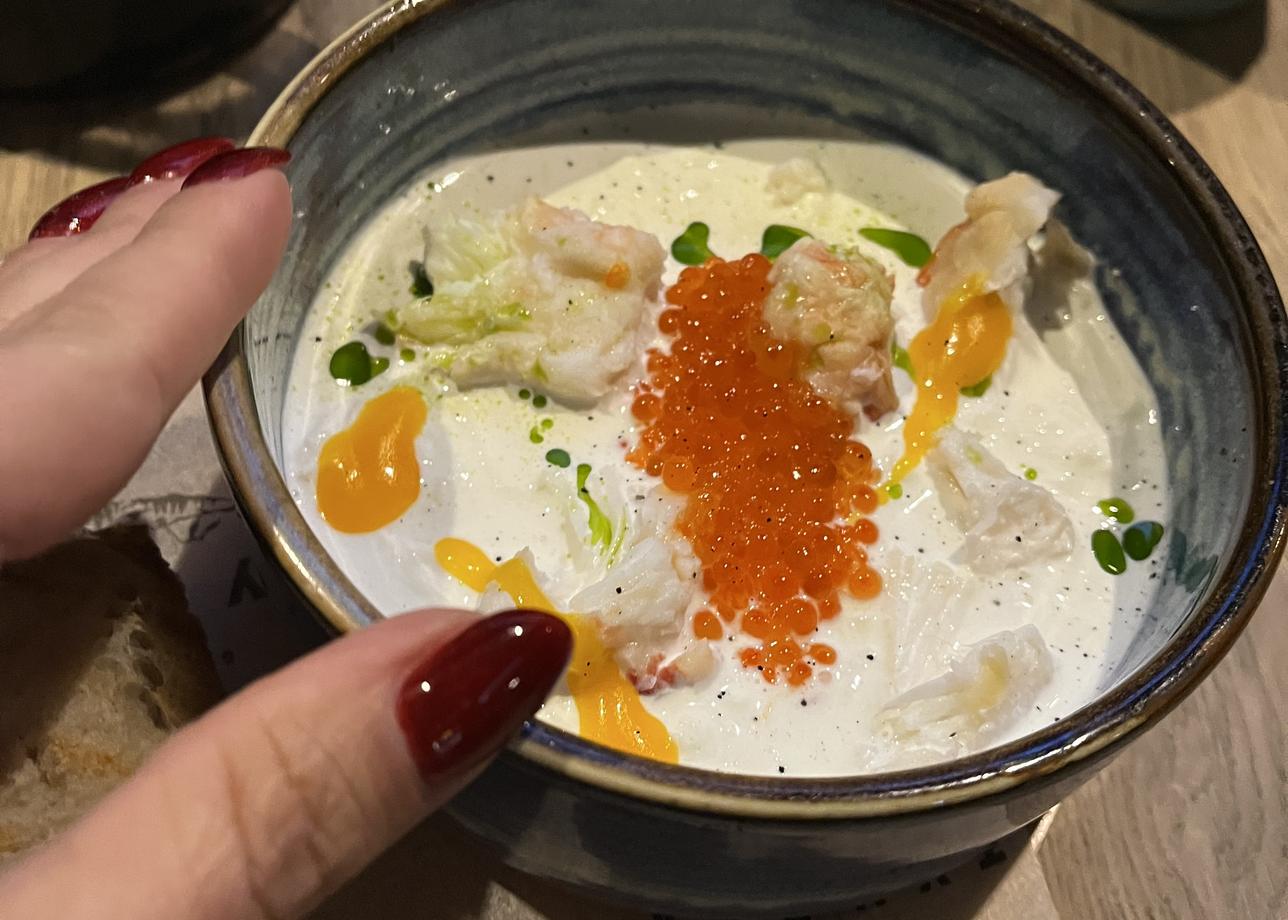 Замечательное путешествие, вкусно, насыщенно, в меру экстремально, номера в отеле прелесть, завтраки тоже. Все насыщенно и ярко